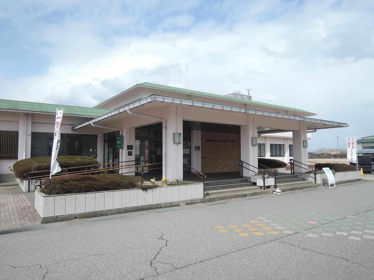 Uchinadamachi Cycling Terminal Hotel Exterior photo